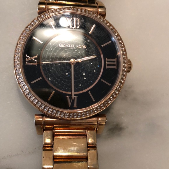 Michael Kors watch - Picture 7 of 7